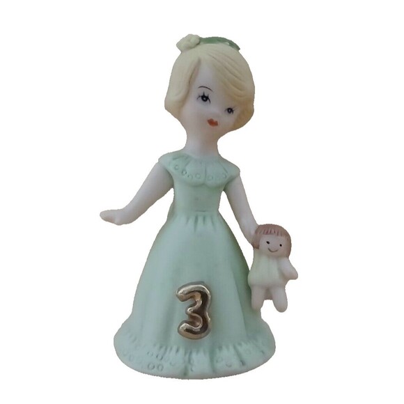 Enesco Growing Up Birthday Girls Age 3 Porcelain Figurine Room Deor/Cake Topper - Picture 1 of 9